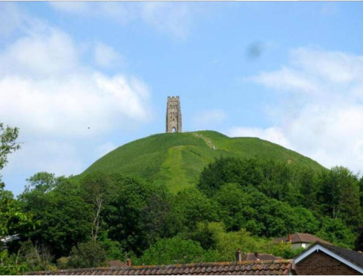 Standard Double Room with Shared Bathroom in Glastonbury, Somerset