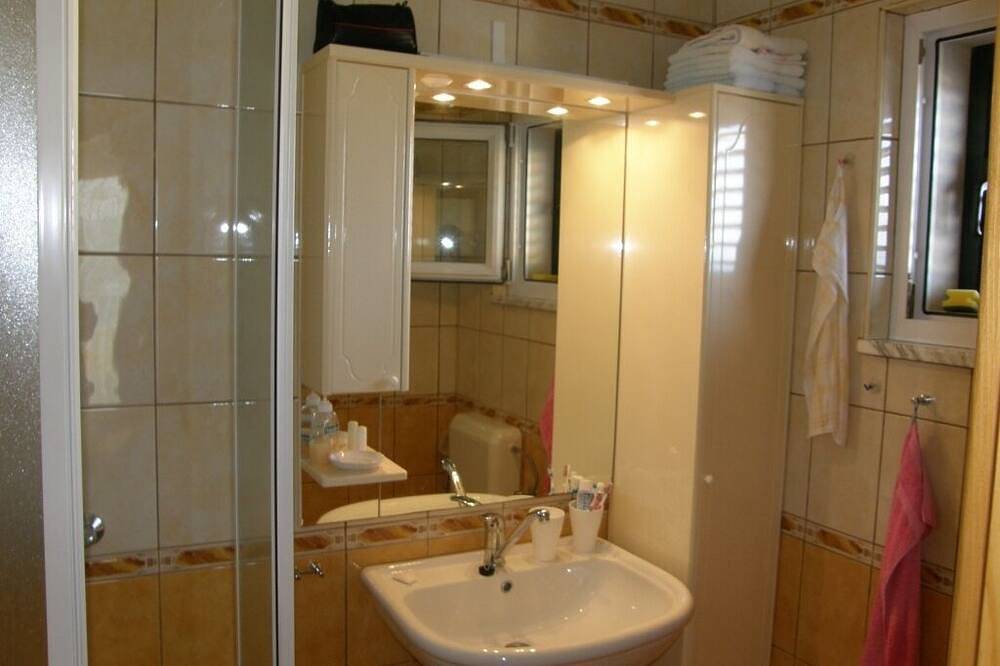 Room in Bol with Seaview, Balcony, Air condition, Wifi (3416-5) in Bol, Brac
