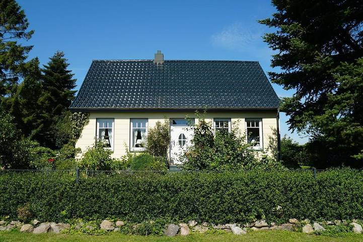 Ferienhaus für 4 Personen, mit Terrasse und Garten in Schaalby
