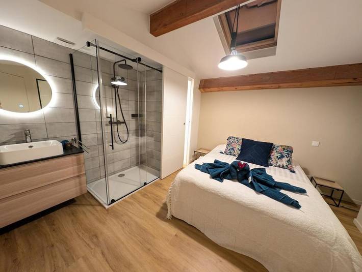 Location de vacances pour 19 personnes, avec terrasse ainsi que vue et piscine à Saint-Martin-de-Londres - 4