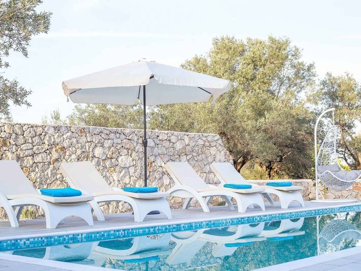 Ferienhaus für 4 Personen, mit Pool und Garten