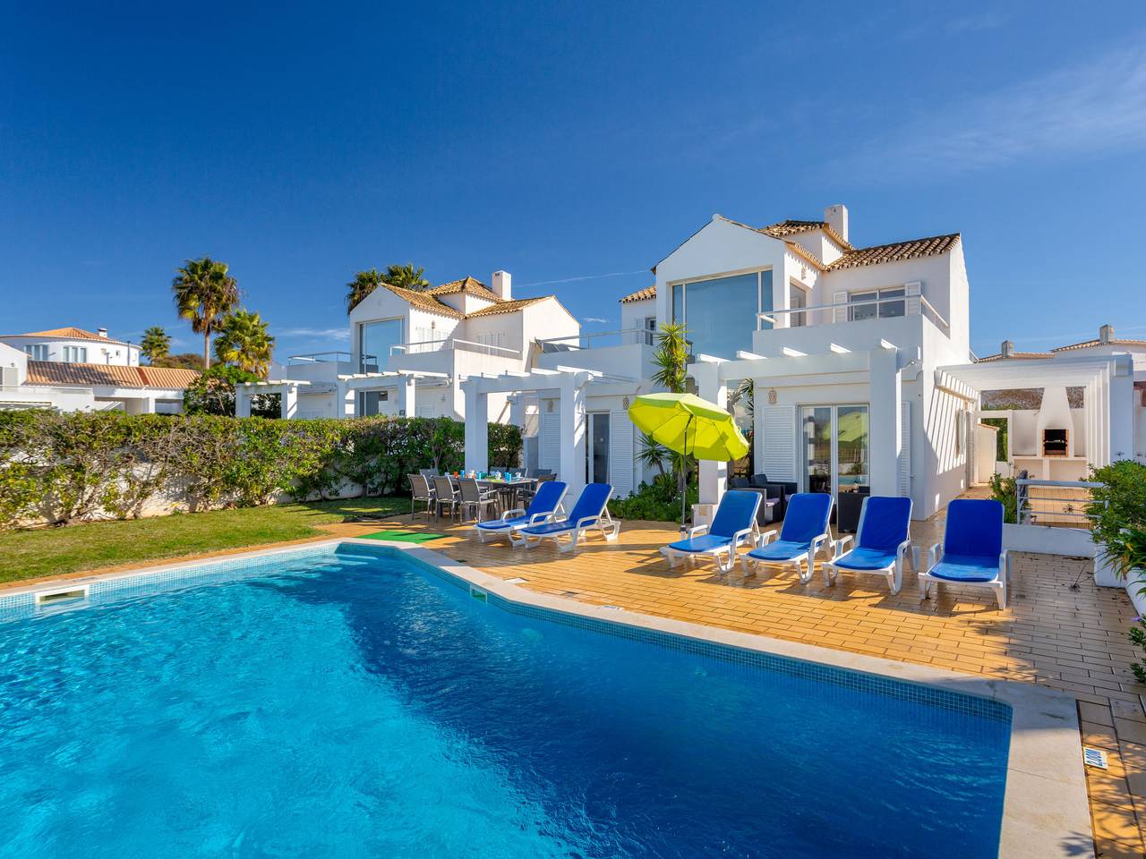 Villa Blue Ocean in Guia, Faro Distrikt