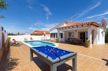 Villa in Cala en Porter, Alaior Municipality für 6 