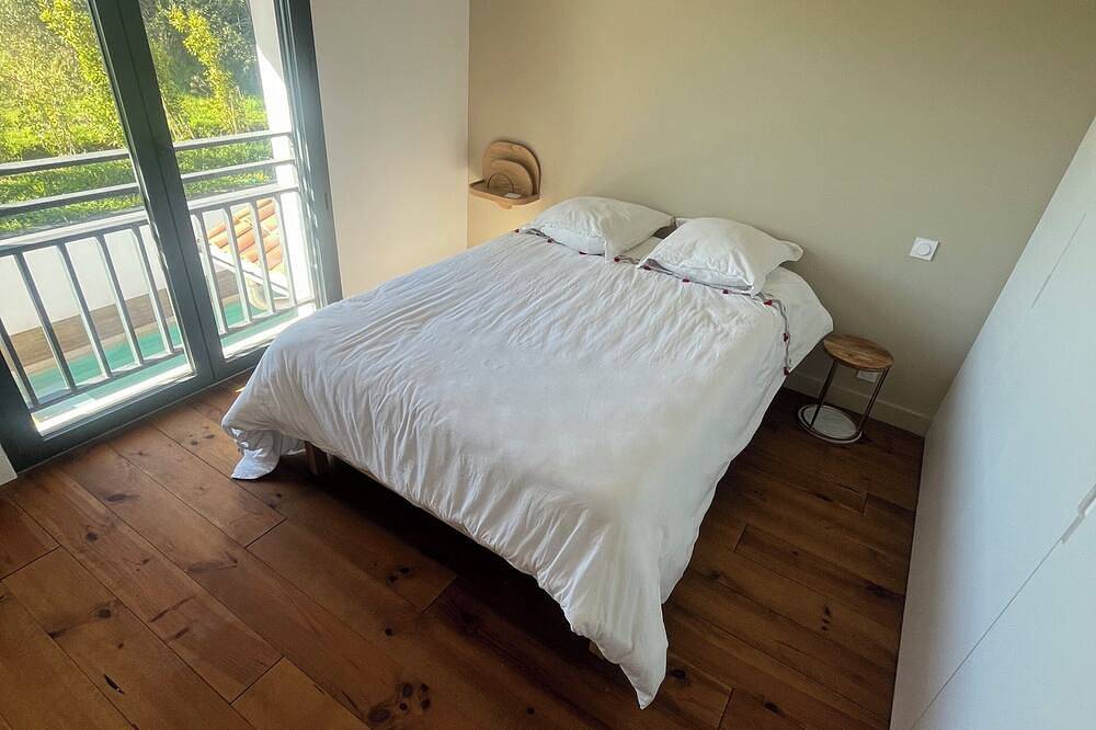 Bright Villa Heated Pool Near Biarritz in Arcangues, Bayonne region