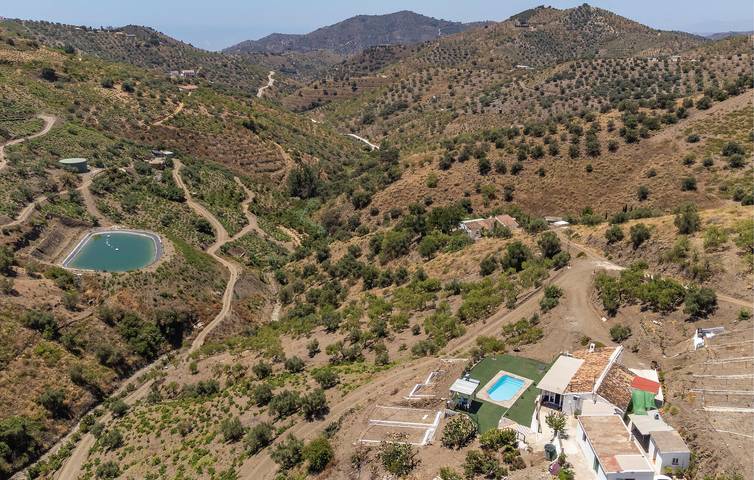Casa de vacaciones para 7 personas, con terraza y piscina - 1