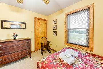 Vacation House for 11 Guests in Lake Anna, Virginia, Picture 1