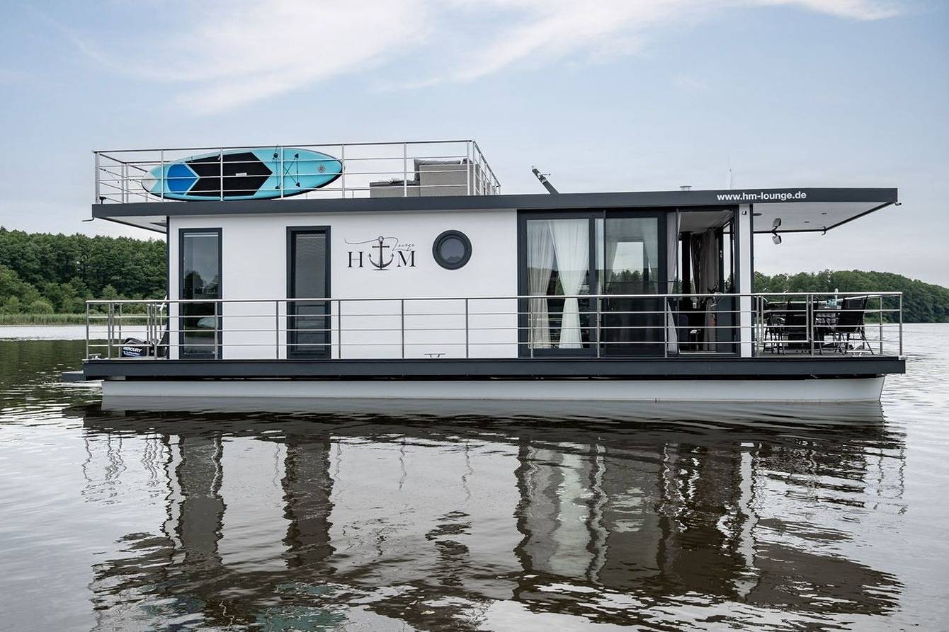Ferienwohnung auf dem Wasser | H + M Lounge in Buchholz, Lago Müritz