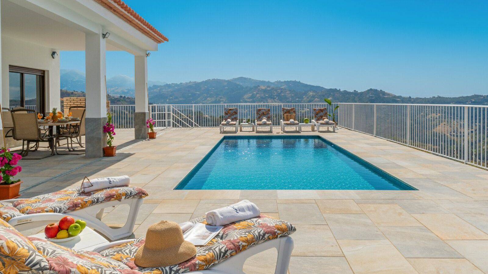 Villa El Mirador de Ana Arenas by Ruralidays in Arenas, Costa del Sol