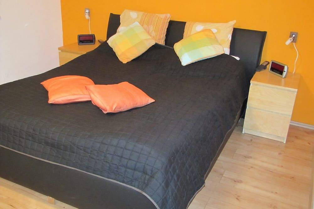 Ganze Wohnung, Voll ausgestattete Ferienwohnung bei Frankfurt mit privatem Eingang/ Parkplatz in Bad Vilbel, Wetterau