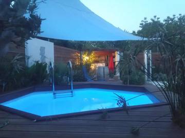 Gîte pour 4 personnes, avec jardin et piscine à Valergues