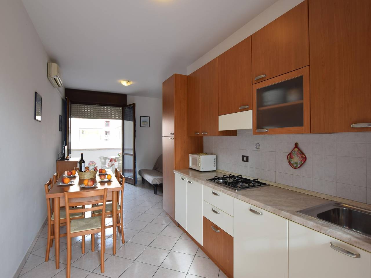 Ganze Wohnung, Apartment mit 2 Schlafzimmern in Viale dei Pini in Rosolina Mare, Rosolina