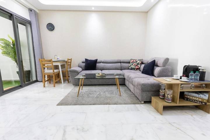 Gîte pour 3 personnes, avec piscine ainsi que balcon et vue, adapté aux familles à Mohammédia - 3