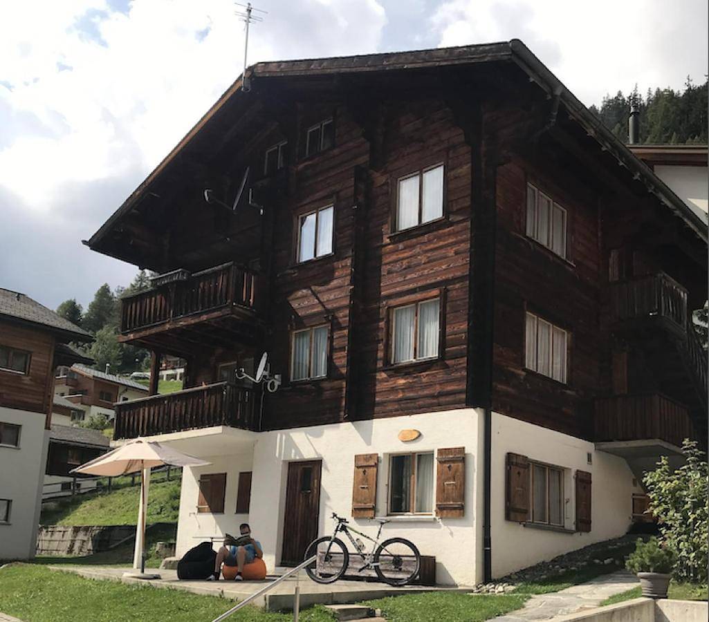 Ganze Wohnung, Ferienwohnung im Chalet Boubou in Wiler, Brig - Goms & Umgebung
