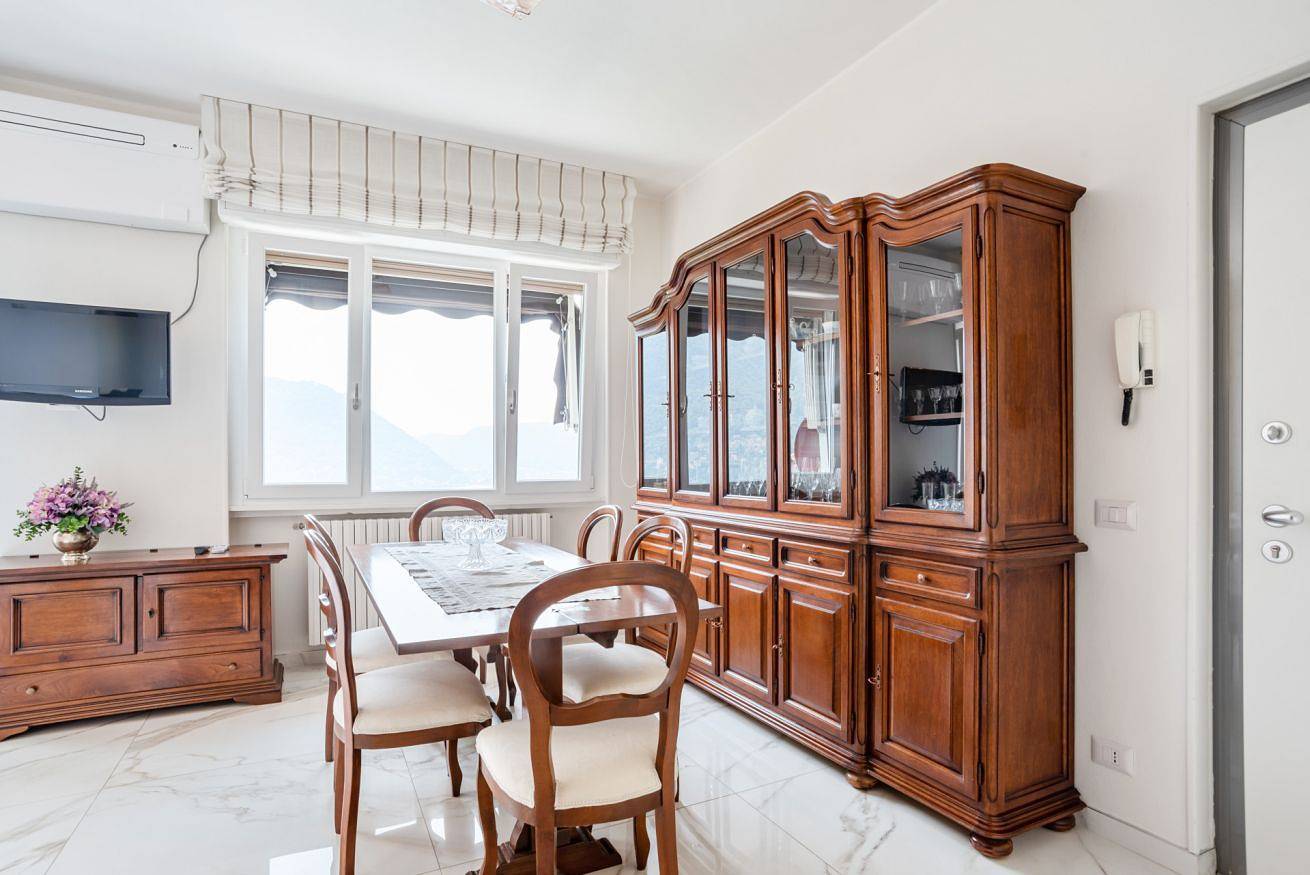 Ganze Wohnung, Ferienwohnung für 2 Personen mit Seeblick in Rovenna, Cernobbio