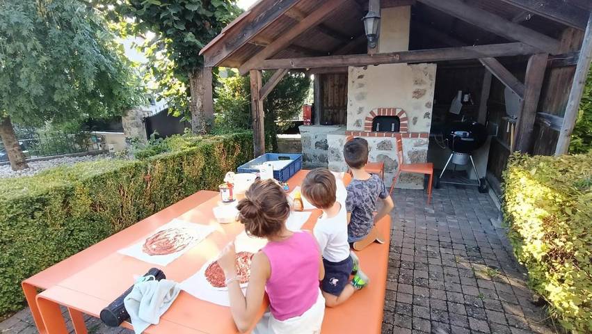 Maison d’hôte pour 7 personnes, avec jardin ainsi que vue et piscine dans la Loire - 3