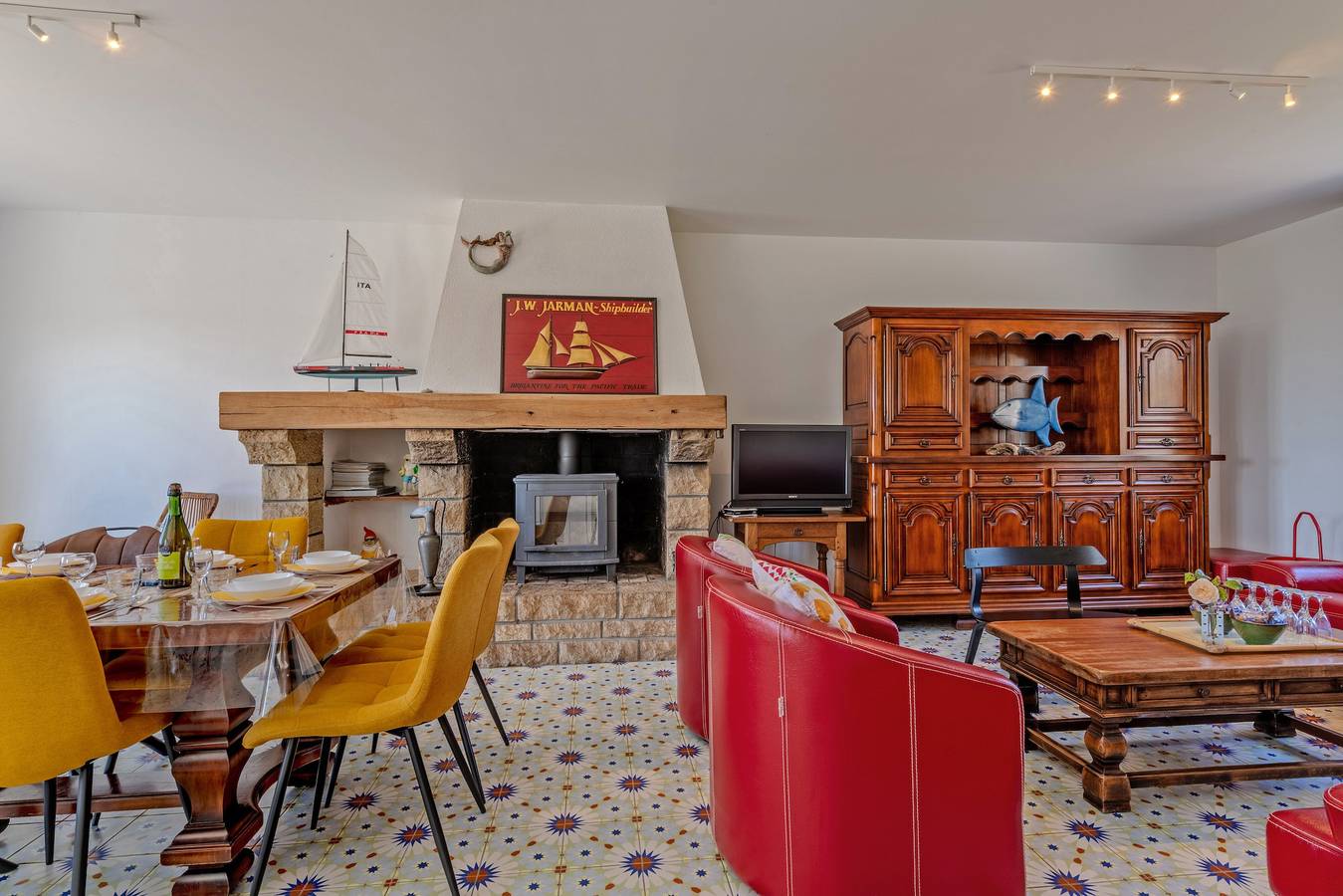 Maison de vacances 'Maison 10 Pers 2kms De La Plage' avec vue sur la mer, terrasse privée et Wi-Fi in Crozon, Iroise