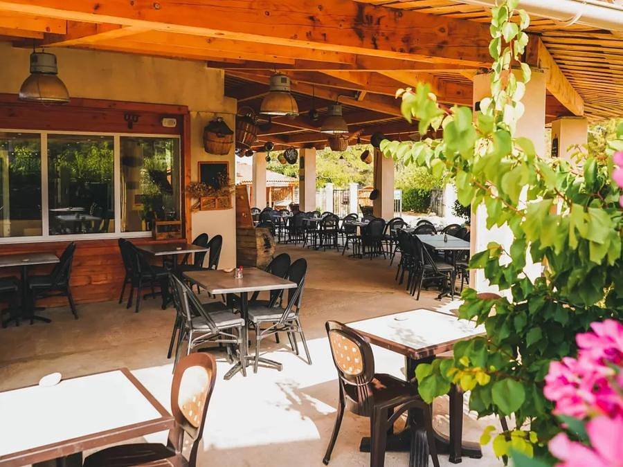 Camping Carrefour De L'Ardèche - Mobilhome 4 personnes - Rapid-home - 2 chambres in Saint-Remèze, Privas