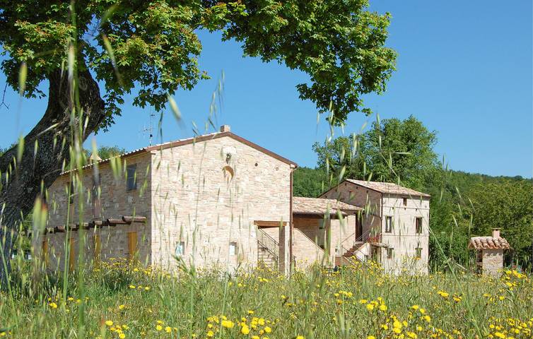 Ferienhaus für 5 Personen mit Pool in Sarnano, Nationalpark Monti Sibillini