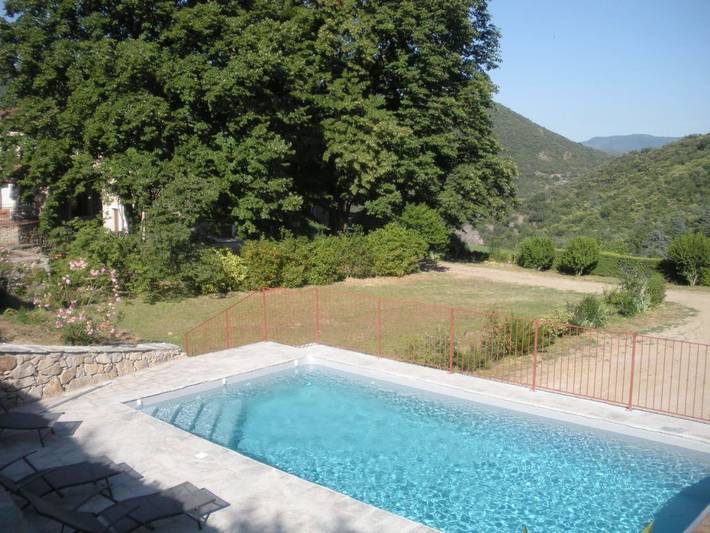 Location de vacances pour 12 personnes, avec piscine ainsi que vue et jardin, animaux acceptés à Mandagout - 2