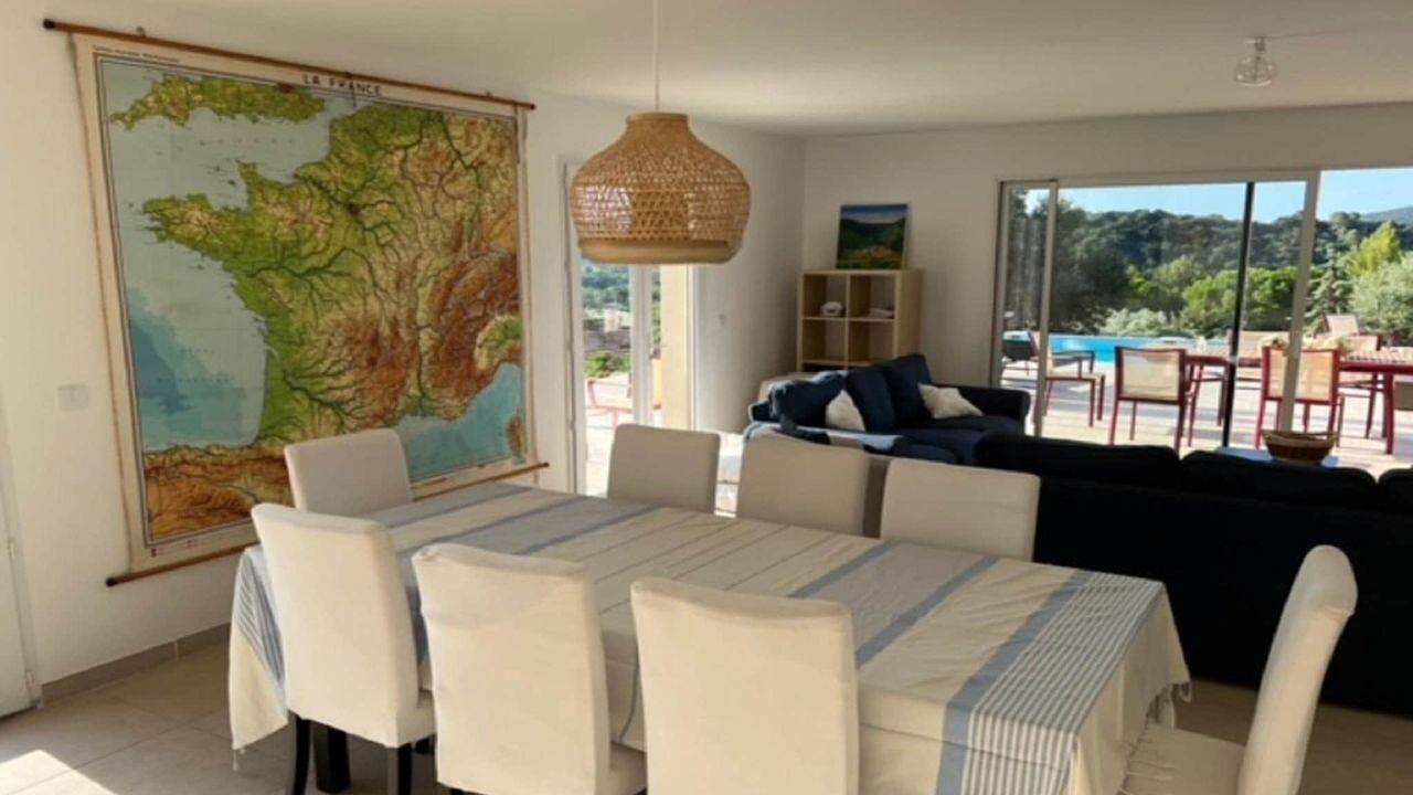 Ferienhaus für 8 Personen (150 m²) in Roquebrun in Roquebrun, Béziers und Umgebung