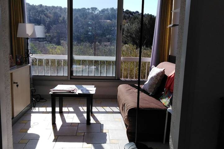 Ganze Wohnung, 24m2 studio in private property with swimming pool and private parking space. in Sanary-sur-Mer, Mittelmeerküste (Frankreich)