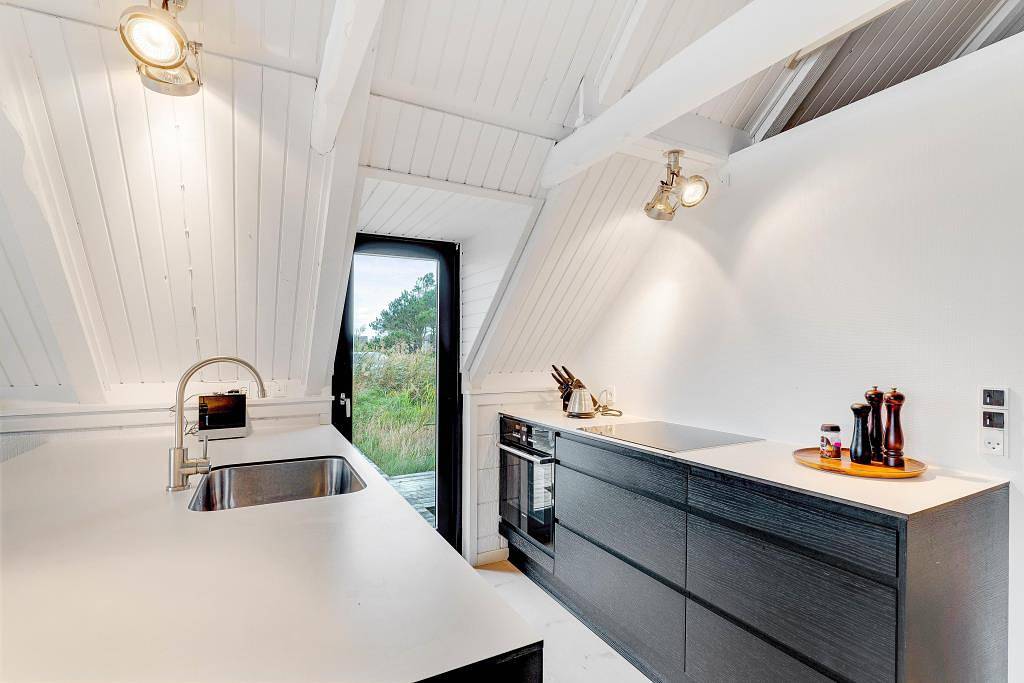 Gemütliches Ferienhaus in Klegod - mit Holzofen und für 5 Personen in Ringkøbing, Holmsland Klit