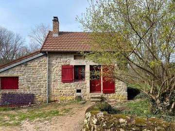 Gîte pour 2 personnes, avec jardin et vue à Quarré-les-Tombes