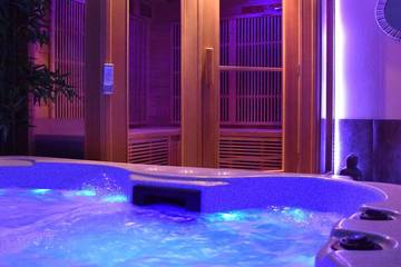 Chambre d’hôte pour 2 personnes, avec sauna ainsi que jacuzzi et jardin à Mostuéjouls