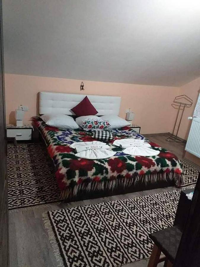 Maison de campagne pour 2 personnes, avec jardin et vue dans Breb - 4