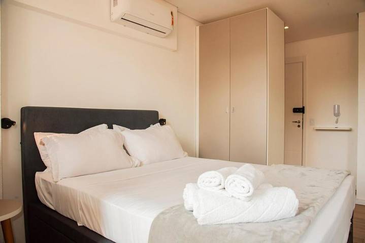 Casas e apartamentos de temporada para 3 pessoas, com piscina e balcão e ainda jacuzzi and jardim em Saúde