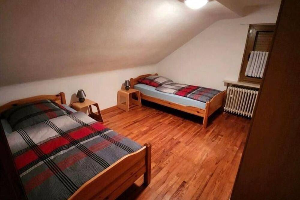 Ganze Wohnung, Ferienwohnung Michelle in Waldrach, Landkreis Trier-Saarburg