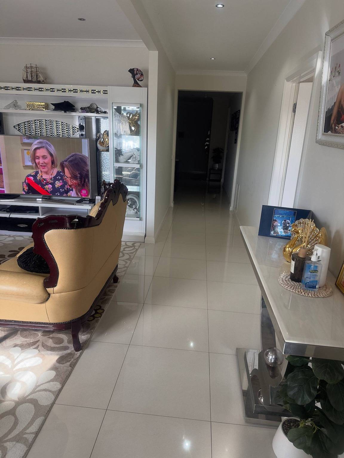 Luxury Melton House Room 1 in Victoria