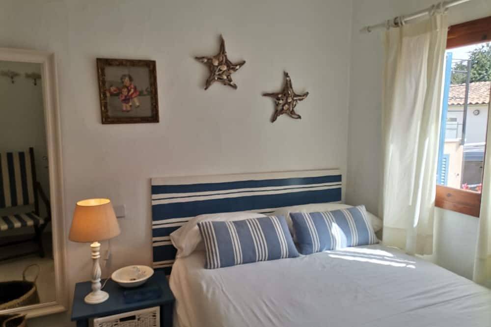 New!!Casa en el Port des Canonge .Lugar tranquilo alejado de nucleos turísticos in Port des Canonge, Bañalbufar
