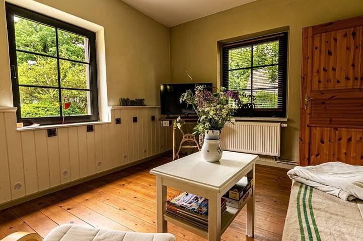 Ferienwohnung für 4 Personen, mit Terrasse und Garten in Ahrenshagen-Daskow - 3
