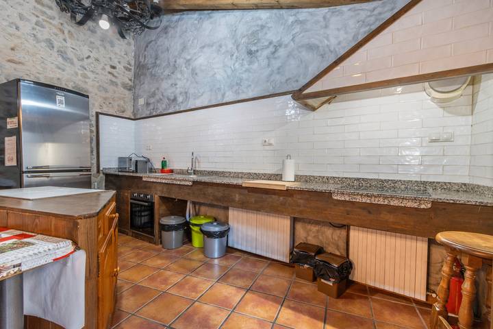 Casa de vacaciones para 12 personas, con balcón, Se admiten mascotas en Provincia de Lleida - 4