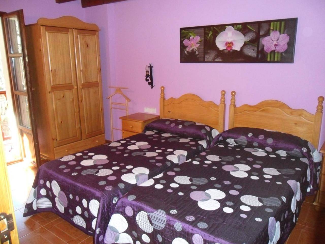 Twin Room in Cangas de Onís, Lagos de Covadonga