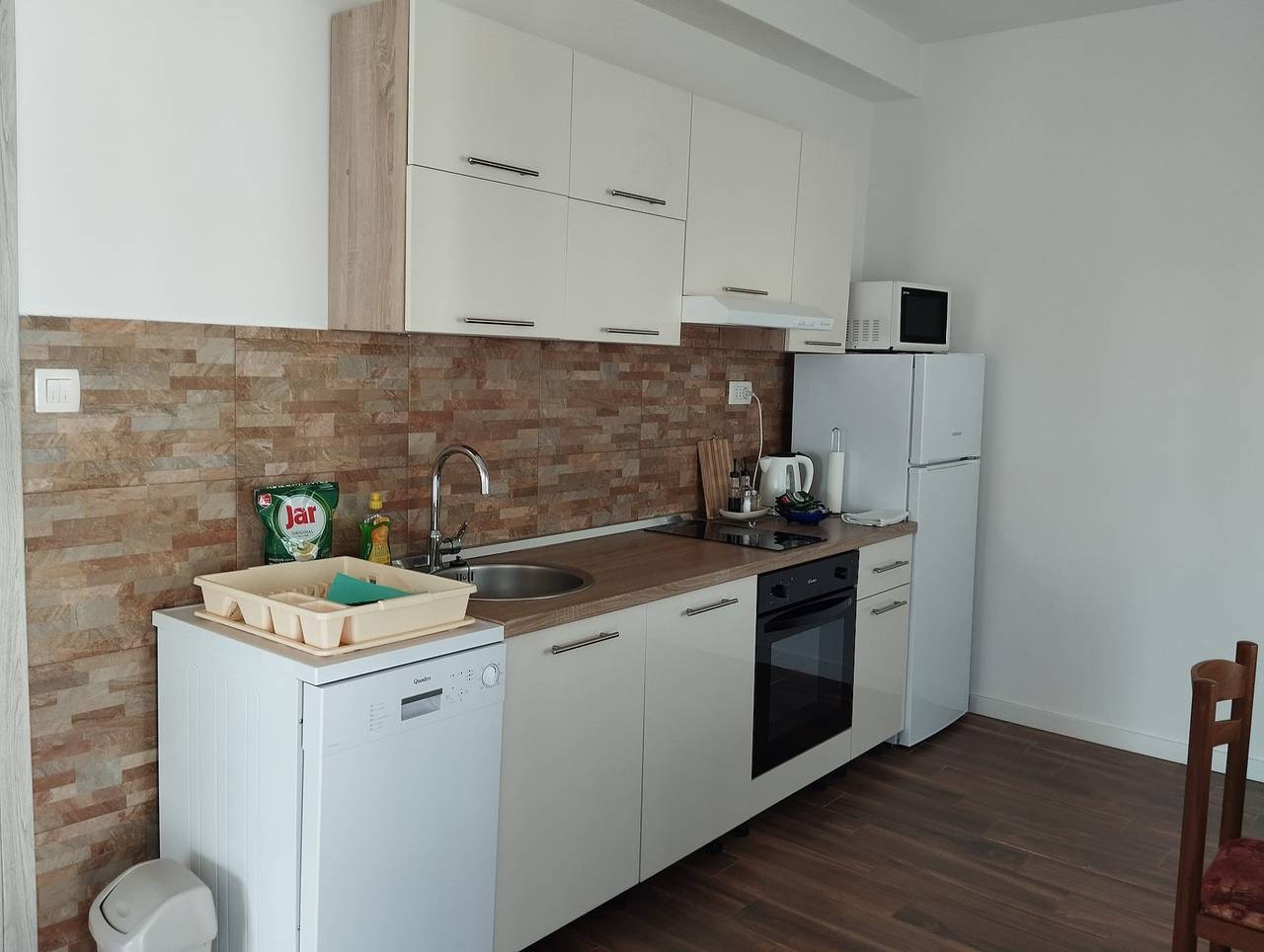 Ganze Wohnung, 1-Zimmer-Ferienwohnung mit Balkon und Meerblick Dramalj, Crikvenica A-22302-a in Dramalj, Primorje-Gorski Kotar