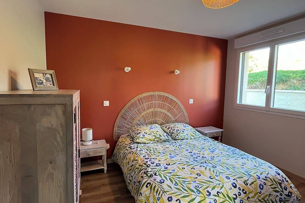 Gîte de Landuziere, 8 couchages in Saint-Genest-Lerpt, Loire