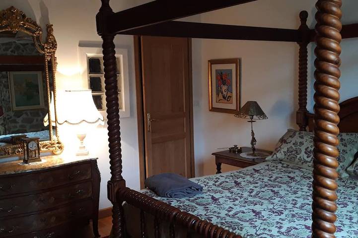 Location de vacances pour 6 personnes, avec jacuzzi et piscine à Piégut-Pluviers - 4