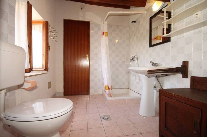 Ganze Wohnung, 1-Zimmer-Ferienwohnung mit Klima Nerezine, Losinj in Nerezine, Lošinj (Kvarner Bucht)