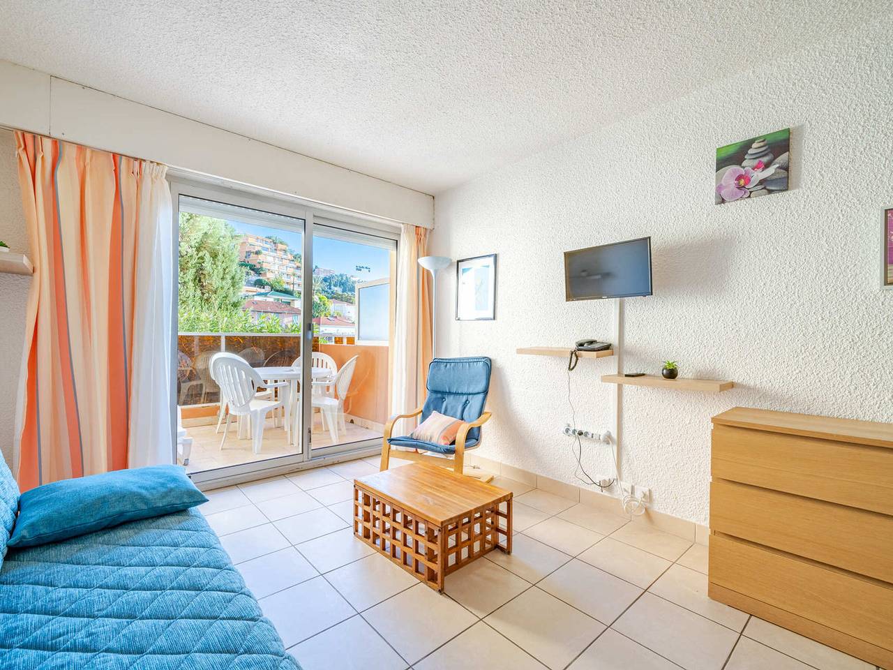Studio entier, Studio 4 personnes avec Wi-Fi illimité à Roquebrune-Cap-Martin in Roquebrune-Cap-Martin, Région de Nice