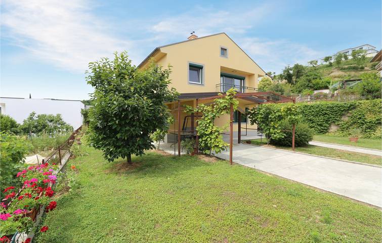Apartamento de férias para 8 pessoas, com terraço e jardim, adaptado a crianças - 1