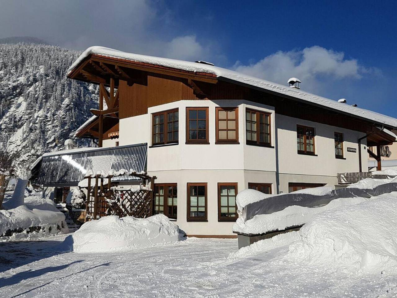 Ganze Ferienwohnung, Appartement Schwarz - Appartement Schwarz in Ehrwald, Ammergauer Alpen (Österreich)