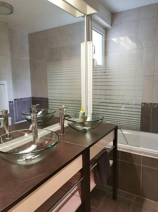 Appartement entier, Two-Bedroom Apartment in Eckbolsheim, Région de Strasbourg