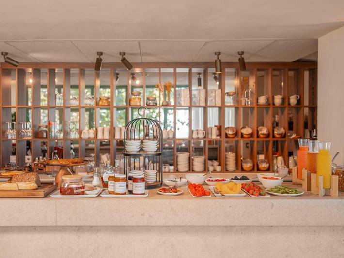 Hôtel pour 2 personnes, avec terrasse, animaux acceptés dans Port De Cassis - 3