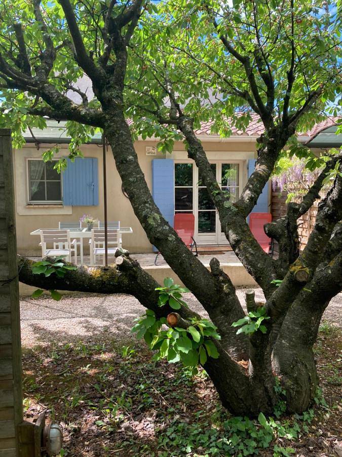 Location de vacances pour 4 personnes, avec piscine et jardin à Loriol-du-Comtat - 3