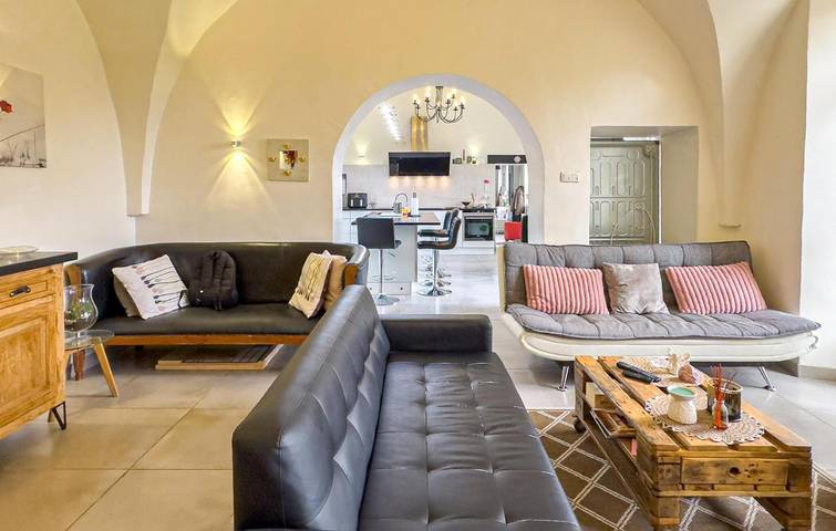 Location de vacances pour 8 personnes à Saint-Julien-du-Gua - 2