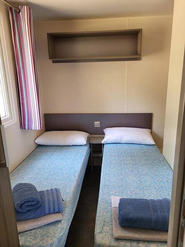 Location de vacances pour 2 personnes, avec vue et jardin ainsi que bassin pour enfant et piscine à Arenys de Mar - 4