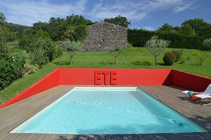 Location de vacances pour 11 personnes, avec jardin, animaux acceptés à Saint-Lager-Bressac
