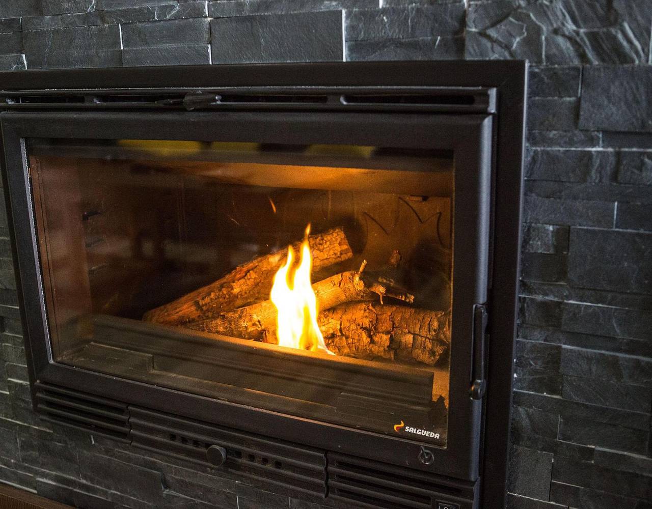 Gîte rural 'La Casa De Felisin' avec piscine privée, Wi-Fi et climatisation in Pulgar (homonymie), Province de Tolède